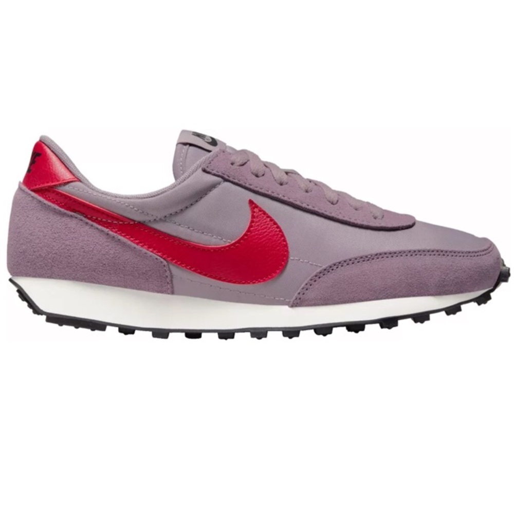 Nike Women's DBreak Shoes in size 8